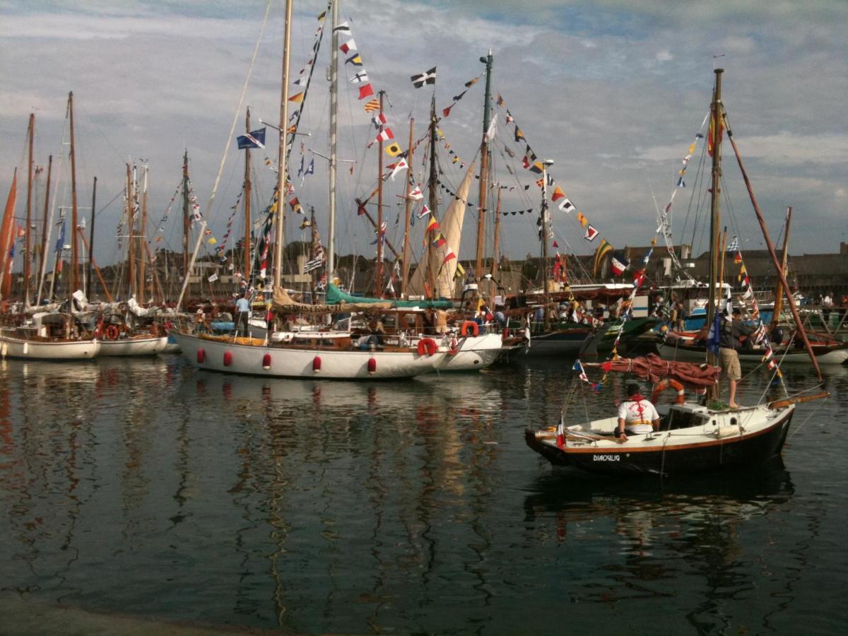 L'éléphant Blanc de ConcarnOLoc Concarneau Exterior foto